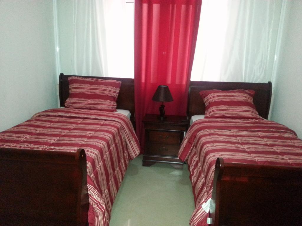 サン・フェリペ Residencial Girassol, Lda Bed & Breakfast エクステリア 写真